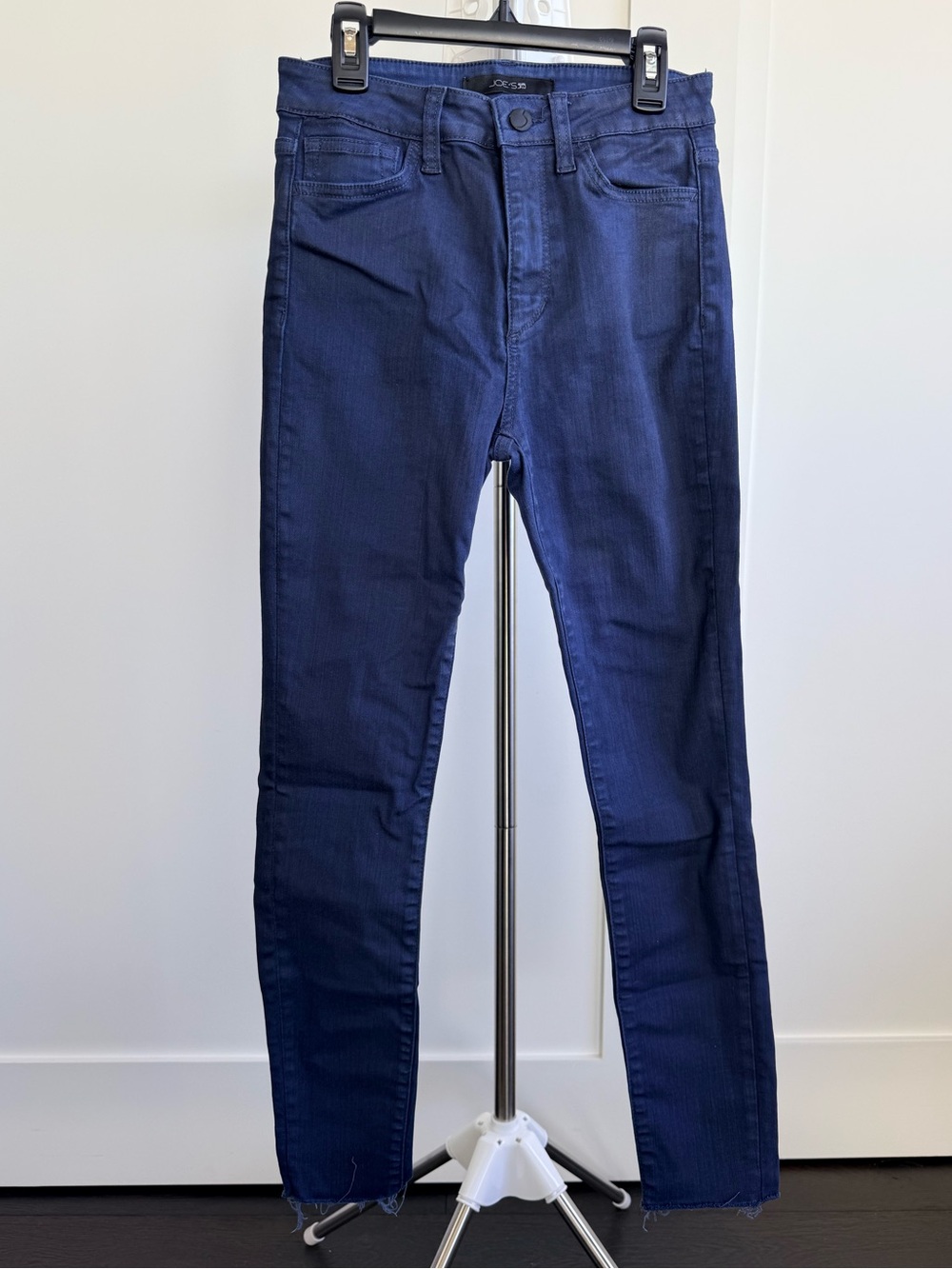 JOE’S Jeans High Rise Skinny Ankle Jeans — Size 25 — Blue Raw Hem